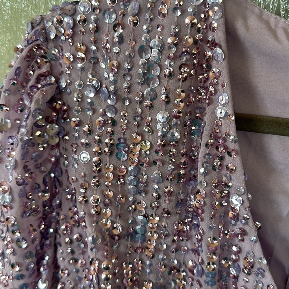 Mac Duggal 10764 Long Sleeve Cocktail Dress
In Lavender size 6 NEW $397 soldout - Picture 9 of 17